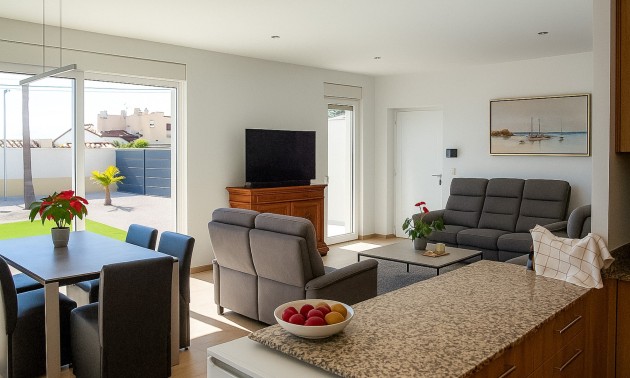 Herverkoop - Villa - Torrevieja - La Siesta