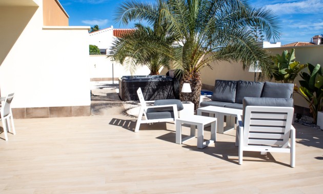 Herverkoop - Villa - Torrevieja - La Siesta