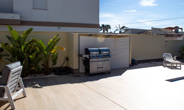 Herverkoop - Villa - Torrevieja - La Siesta