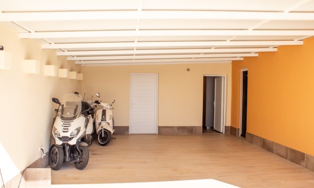 Herverkoop - Villa - Torrevieja - La Siesta