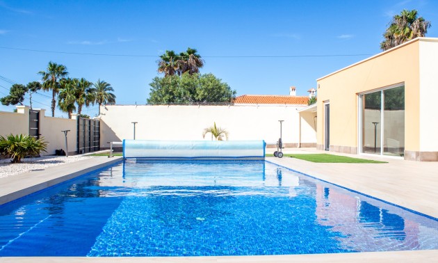 Herverkoop - Villa - Torrevieja - La Siesta
