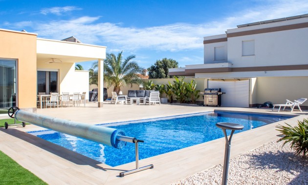 Herverkoop - Villa - Torrevieja - La Siesta