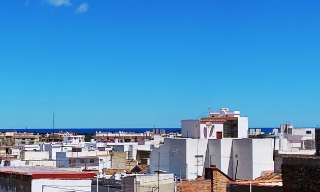Revente - Maison de ville - Oliva