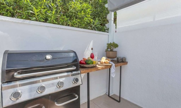 Herverkoop - Villa / Semi-detached Villa - Torrevieja - Torreta Florida