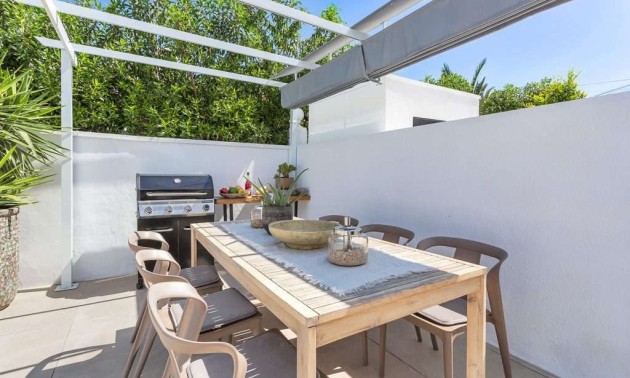 Herverkoop - Villa / Semi-detached Villa - Torrevieja - Torreta Florida