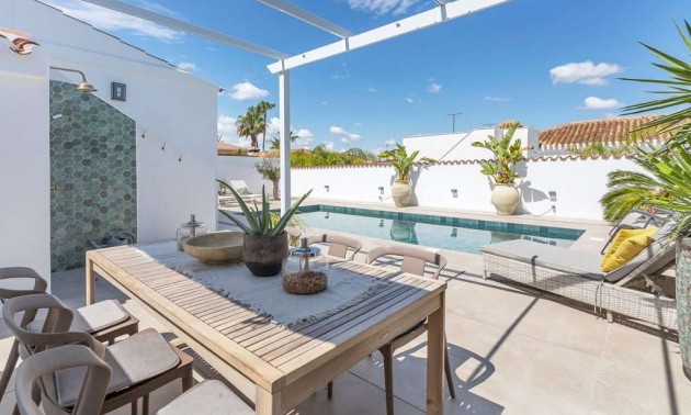Herverkoop - Villa / Semi-detached Villa - Torrevieja - Torreta Florida
