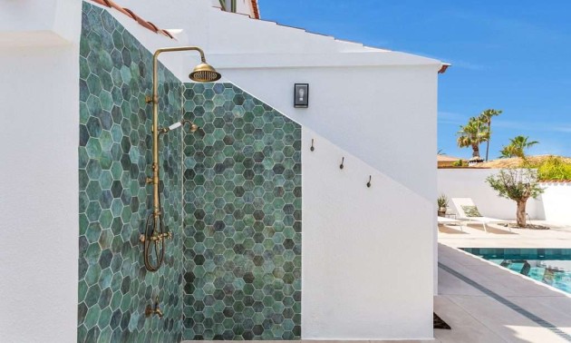 Herverkoop - Villa / Semi-detached Villa - Torrevieja - Torreta Florida
