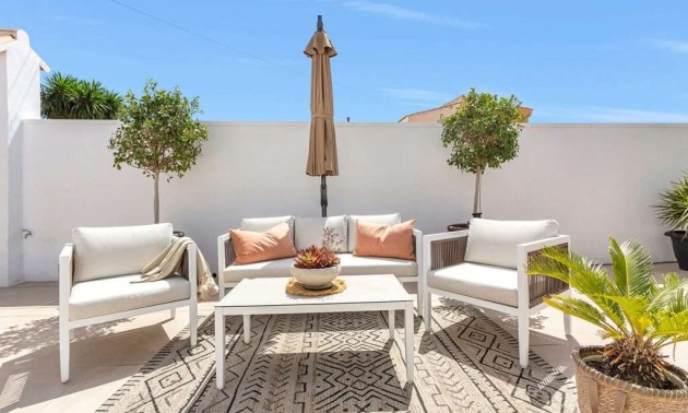 Herverkoop - Villa / Semi-detached Villa - Torrevieja - Torreta Florida