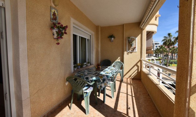 Herverkoop - Apartment - Torrevieja - La Mata