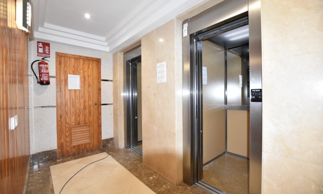 Herverkoop - Apartment - Torrevieja - La Mata