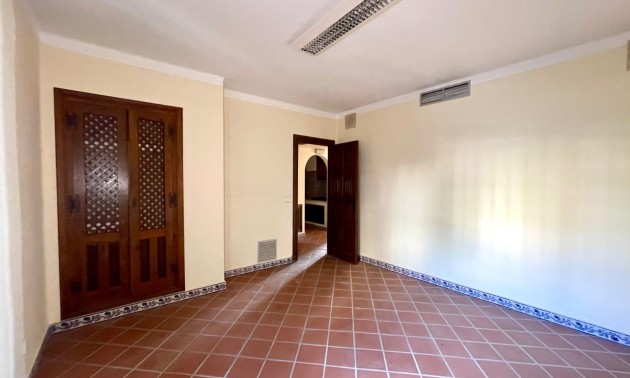 Herverkoop - Reclame - Torrevieja - Playa Los Locos