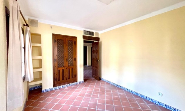 Herverkoop - Reclame - Torrevieja - Playa Los Locos