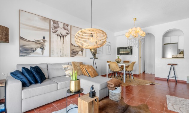 Resale - Villa - Orihuela Costa - Villamartín