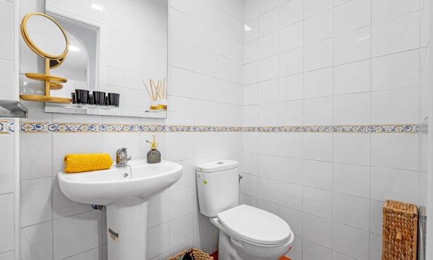 Resale - Villa - Orihuela Costa - Villamartín