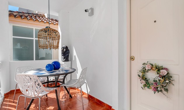 Resale - Villa - Orihuela Costa - Villamartín