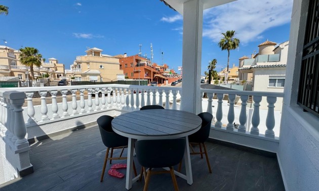 Herverkoop - Villa - Torrevieja - Los Altos*
