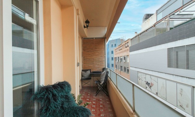 Herverkoop - Apartment - Alicante - - Centro  -