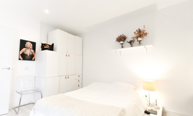 Herverkoop - Apartment - Alicante - - Centro  -
