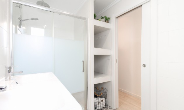 Herverkoop - Apartment - Alicante - - Centro  -