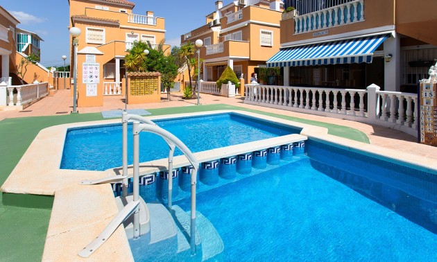Resale - Apartment - Torrevieja