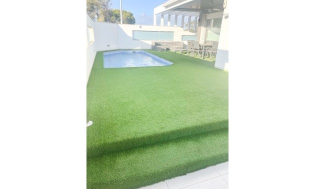 Herverkoop - Villa - Orihuela Costa - Mil Palmeras