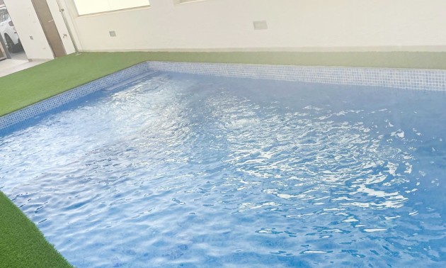 Herverkoop - Villa - Orihuela Costa - Mil Palmeras