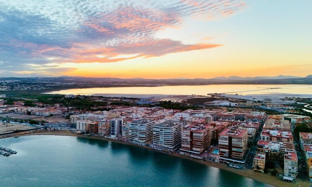 Resale - Apartment - Torrevieja