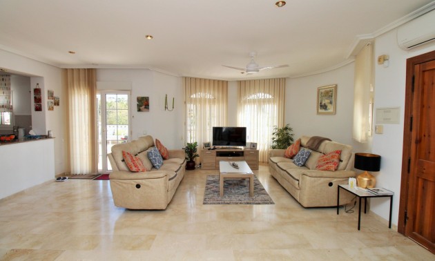 Herverkoop - Villa - Villamartín - Los Dolses