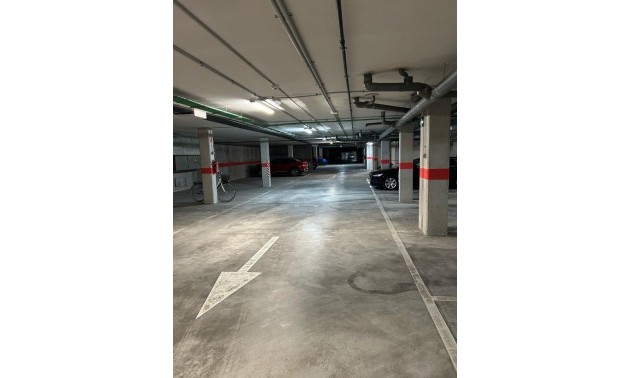 Herverkoop - Herenhuis - La Veleta - La veleta