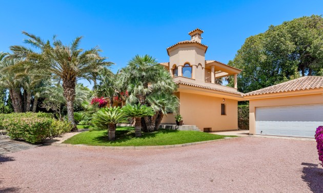 Herverkoop - Villa - Elche
