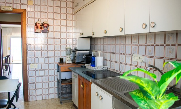 Herverkoop - Apartment - Torrevieja - Center