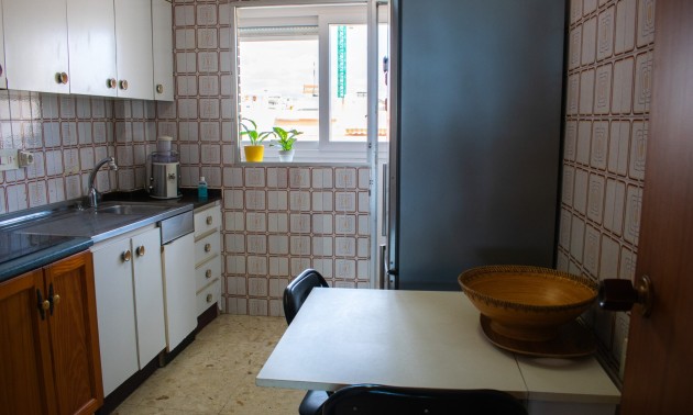 Herverkoop - Apartment - Torrevieja - Center