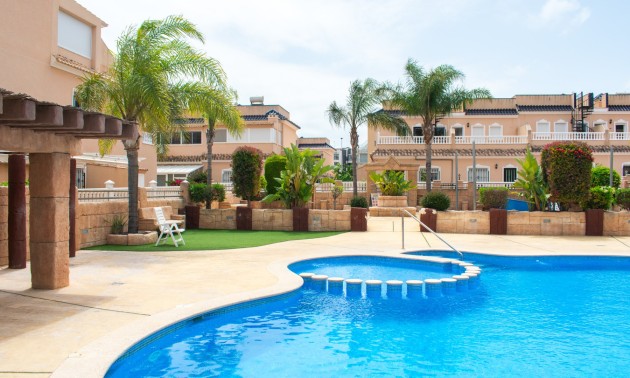 Herverkoop - Herenhuis - Orihuela Costa - Los Dolses