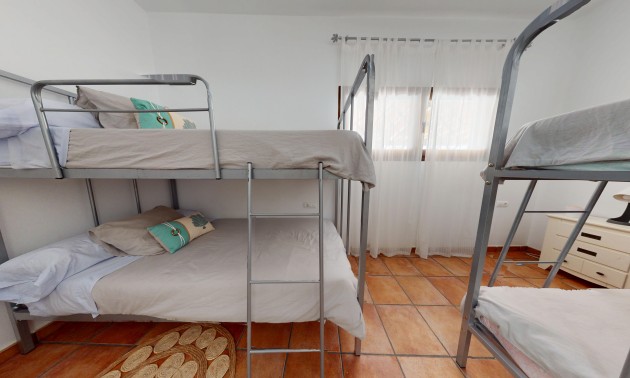 Resale - Villa - Aguilas