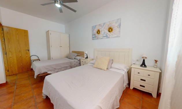 Resale - Villa - Aguilas