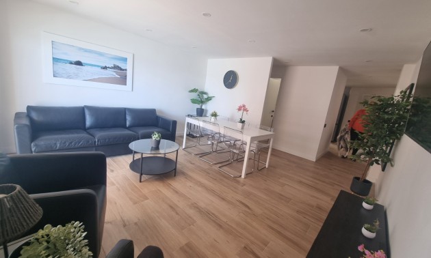 Herverkoop - Apartment - Torrevieja - Playa del Cura