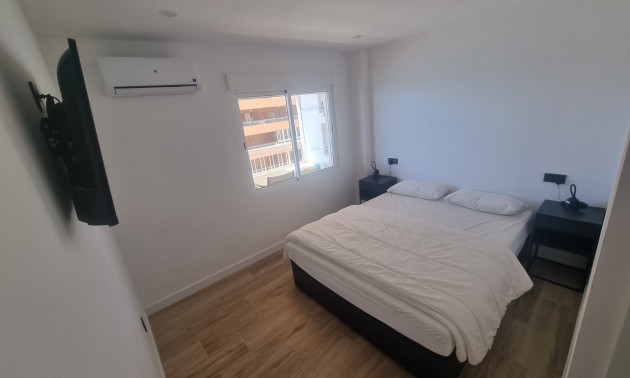 Herverkoop - Apartment - Torrevieja - Playa del Cura