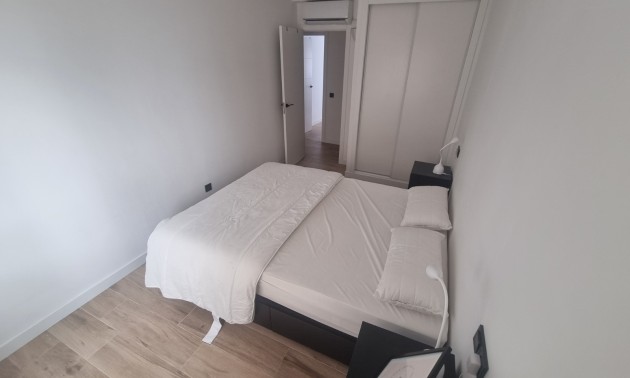 Herverkoop - Apartment - Torrevieja - Playa del Cura