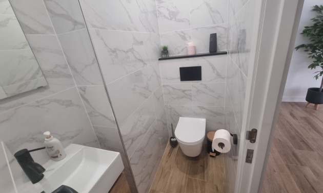 Herverkoop - Apartment - Torrevieja - Playa del Cura