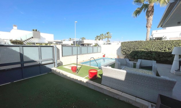 Herverkoop - Villa - Ciudad Quesada - Pueblo Bravo