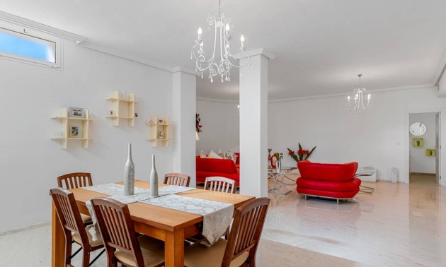 Resale - Villa - Ciudad Quesada