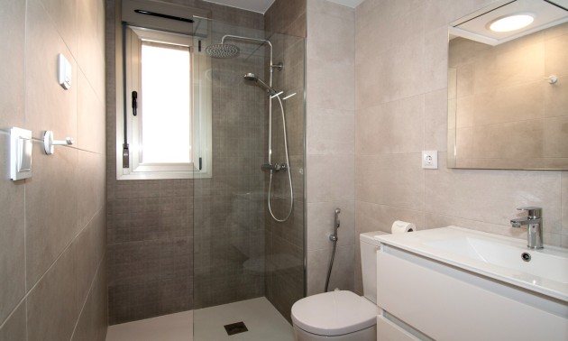 Herverkoop - Villa - Orihuela Costa - Villamartín