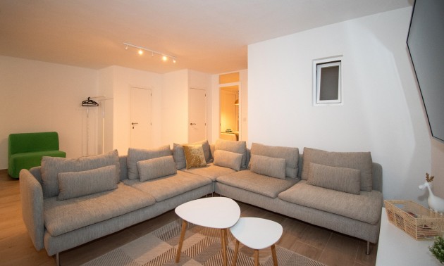 Herverkoop - Villa - Orihuela Costa - Villamartín