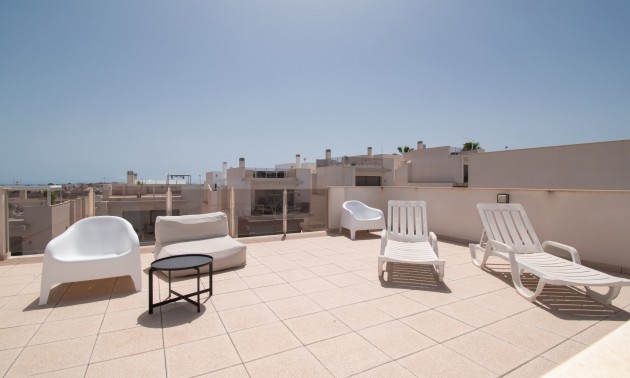 Herverkoop - Villa - Orihuela Costa - Villamartín