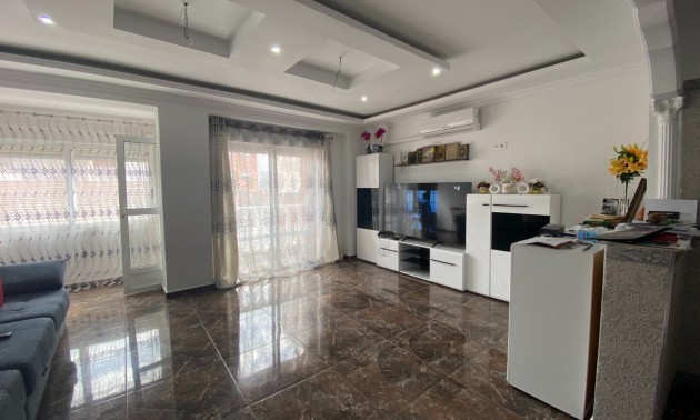 Resale - Apartment - Torrevieja - Center