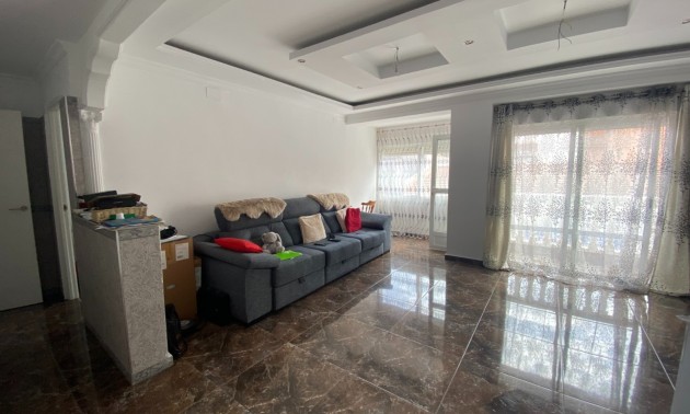 Resale - Apartment - Torrevieja - Center
