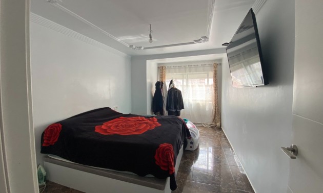 Resale - Apartment - Torrevieja - Center