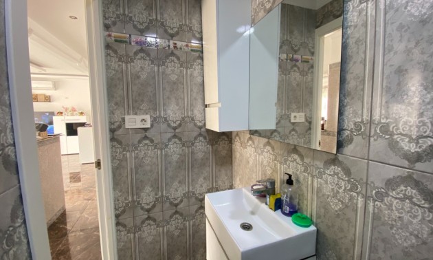 Resale - Apartment - Torrevieja - Center