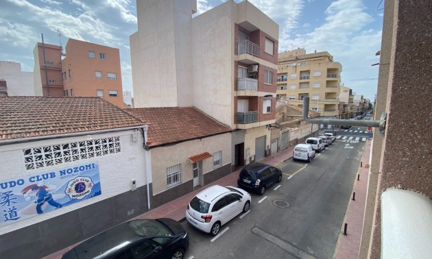 Resale - Apartment - Torrevieja - Center