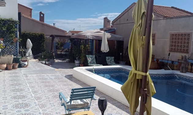 Herverkoop - Villa - Orihuela - La Florida
